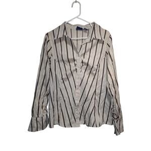 Puritan Women's Button Up Size 2X